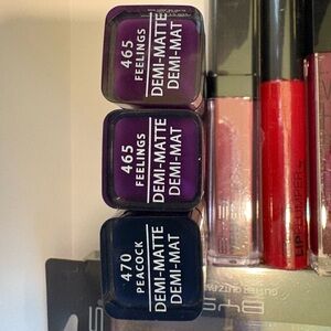 Lipstick
Eye shadow palettes 
Python lips
Lip gloss